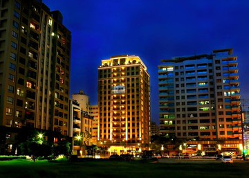 美術館明誠四路跟美術東六街沐謙樺大樓Ⓐ｜高雄市鼓山區美術東六街