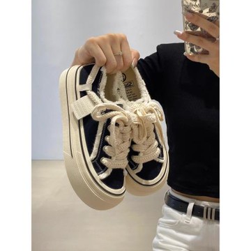 香港小眾松糕厚底毛邊帆布小白鞋2025新款圓頭流浪休閑增高板鞋女