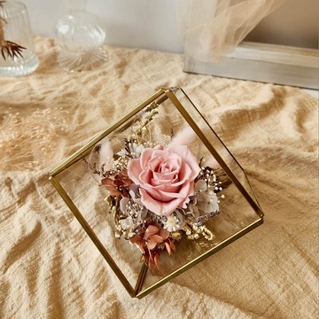 粉金款四角金屬框 生日禮物 節日禮物 七夕情人節 永生花 乾燥花