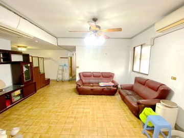 左營區~蓮池潭第一排公寓大空間三房3樓｜高雄市左營區蓮潭路