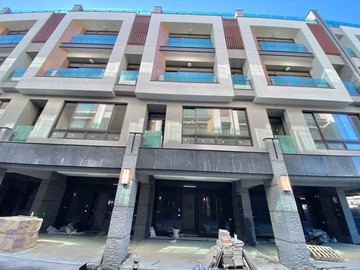 西屯鄰74國一閘道全新電梯別墅｜台中市西屯區同志巷