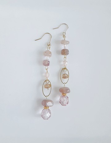 非洲紅簾石、橢圓圈與捷克珠的耳環．耳夾 / 天然石 / 垂墜設計 / 可更換為抗過敏材質耳環