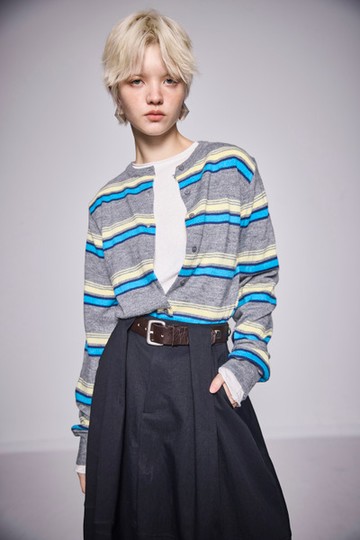 條紋拼色針織上衣