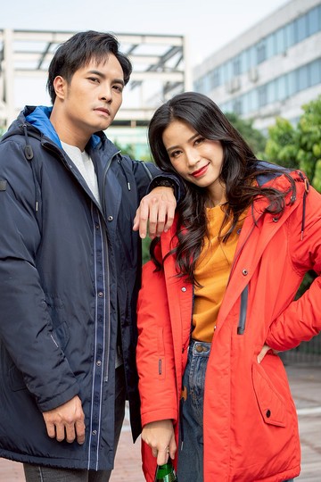 East Pole男女同款秋冬季16個口袋多功能羽絨派克外套