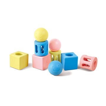 Hape 日本米製幾何搖鈴積木球9件組