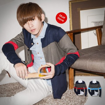 【N8768J】質感木扣排扣配色拼接圓領針織罩衫外套 (JK3061)