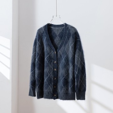 兼具保暖與時尚，秋冬必備單品：羊毛喀什米爾混紡開襟衫 藏青色 251124-1