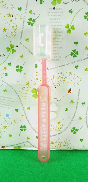 【震撼精品百貨】Hello Kitty 凱蒂貓 造型橡皮擦-紅牙刷 震撼日式精品百貨