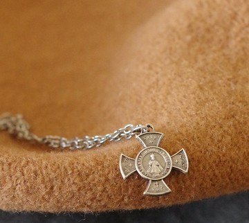 古董銀色浮雕十字架耶穌信仰墜子 馬爾他 N707