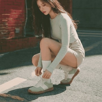 (原價1880)時髦異材質拼接綁帶德訓鞋 綠 GT25-84GN