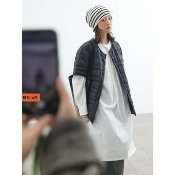 【知覺】步履不停 輕薄羽絨服疊穿黑色白色短袖半袖羽絨女