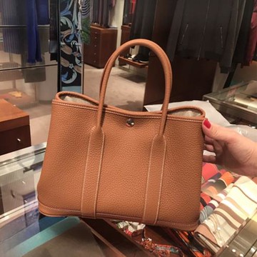 2020新款真皮女包荔枝紋花園包簡約帆布托特媽咪包手提單肩水桶包