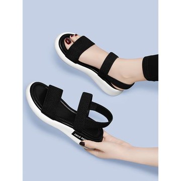 媽媽運動涼鞋女輕便軟底2024年新款夏季外穿平底厚底老爹休閑鞋子