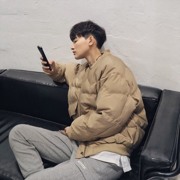 FINDSENSE品牌 鼕季 新款 韓國 男 個性 純色  高品質 加厚  修身短款 棒球領 棉衣   潮流上衣外套