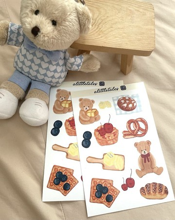 Teddy bread sticker