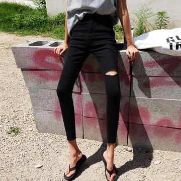 黑色破洞牛仔褲女2025年春秋款新款大碼胖mm高腰顯瘦緊身小腳九分