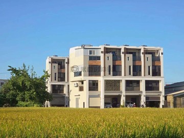 神岡輕屋齡開闊視野別墅~環境安靜優美｜台中市神岡區大富路