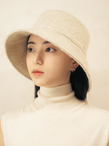 WINTER PASTA BUCKET HAT [3 COLORS]