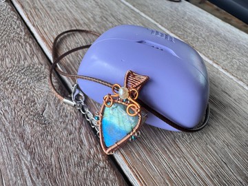 20251121 wire wrapping 拉長石 銅線 繞線 吊墮