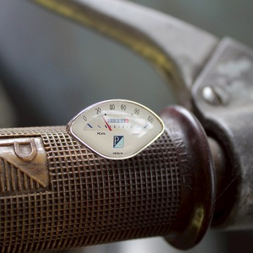 經典偉士徽章-鴨母VBB扇錶