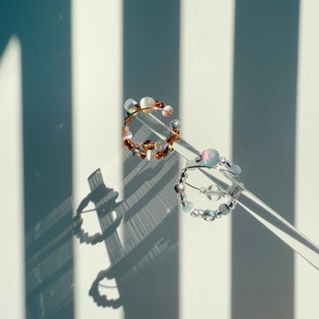 Room 1001 | 星流跡 • 兩色 手工耳骨夾