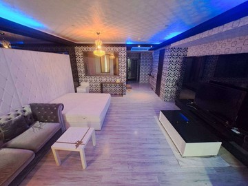 亞灣區三多商圈(85大樓)北棟精緻景觀商務行館｜高雄市苓雅區自強三路