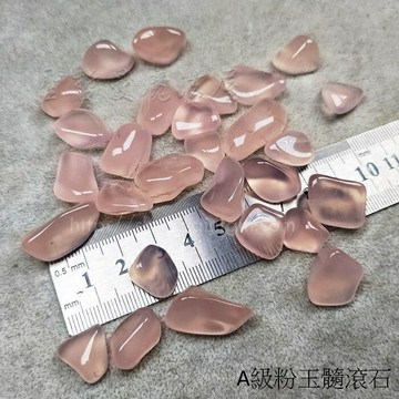 A級粉玉髓滾石 ~溫柔的戀情、增加肌膚光澤、減輕夜夢、幫助安定心神