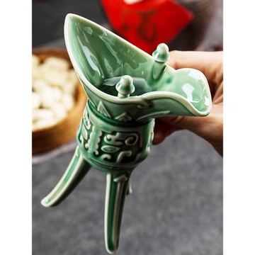 復古酒杯陶瓷青瓷爵杯白酒杯高腳杯烈酒杯酒具分酒器中式創意酒盅