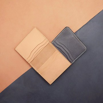 皮革 x 情侶專屬黃銅模具。對摺卡片套套裝。SPS016