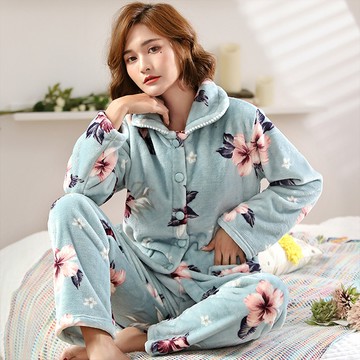 【韓國K.W.】KQM4002現貨親膚保暖絨花朵印花休閒居家套裝(内加絨/保暖/休閒/睡衣)