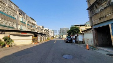 小港機場廠前路四套房收租公寓二樓｜高雄市小港區廠前路