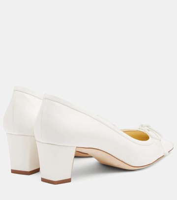 Manolo Blahnik Martebal 50 bow-detail leather-trimmed pumps