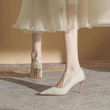 B.L WALKER香檳色高跟鞋女2024新款秋冬法式禾秀婚紗兩穿新娘婚鞋