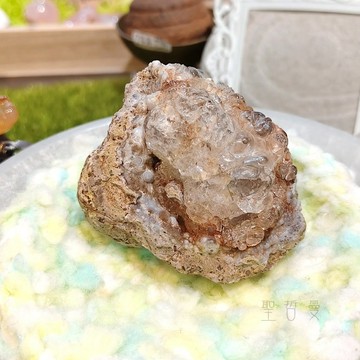墨西哥玉滴石/玻璃蛋白石含母岩原礦0331-29號 Hyalite ~增進直覺、寧靜和整體能量流動