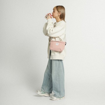 簡約輕巧斜背包 CANA ECO 防潑水日常旅行小袋子 (棱鏡粉)