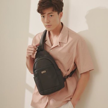 【Kinloch Anderson】Alfred 輕巧單肩包-碳灰