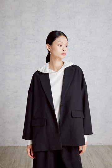 25FW oversize剪裁西裝外套