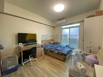 好天地｜有陽台的套房❤️採光宅｜新北市淡水區新民街