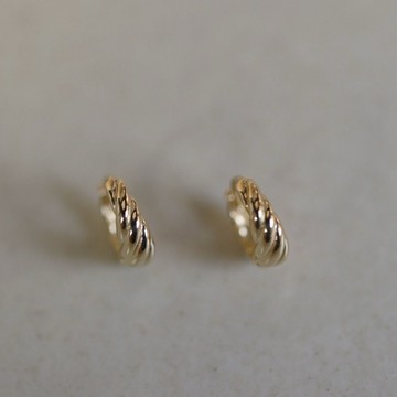 Sweet Air S925純銀 M4912 全純銀 迷你 小巧 麻花圈圈純銀耳環 麻花易扣式耳圈 針式耳扣