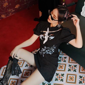 扇妒自制旗袍2021年復古改良中國風少女日常年輕款國潮繡花連衣裙