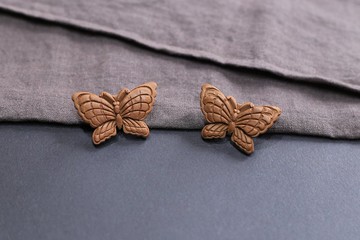 壹染指香品 | 原創蝴蝶胸針 | 古法天然合香 | 香身