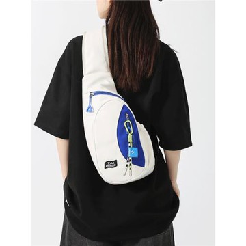 日系潮牌斜挎包女2025新款休閑帆布百搭旅游背包輕便手包運動胸包