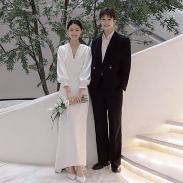 簡約V領迎賓收腰顯瘦緞面輕婚紗