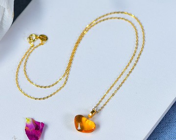 純天然巴西黃水晶愛心吊墜 品質保證 顏色鮮豔亮麗 精工雕刻