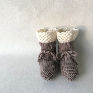 來自 3M 羊毛棉質蕾絲短靴咖啡廳 483