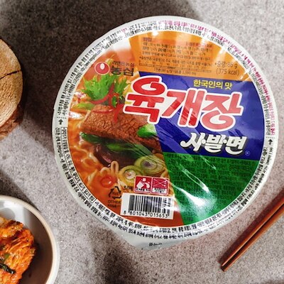 ユッケジャン カップ麺   86g 韓国カップラーメン