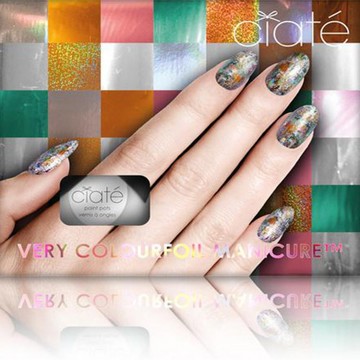 散發閃耀自信【英國 Ciaté 夏緹指甲油】金箔指甲油組合 - 夢遊仙境 射手座生日好禮 指甲油 約會 出遊 變漂亮 閨蜜 好友 生日禮物