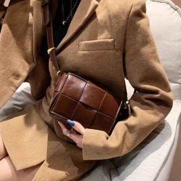 法國MK港風復古小方包女2025新款高級感編織手機包真皮單肩斜挎包