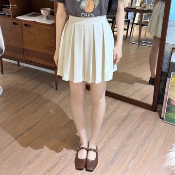 短裙 半圈鬆緊腰 有安全褲 百褶褲 滑滑西裝料 女生 女裝 FW美衣 D6354