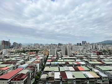 獨家專任鋼骨電梯高樓景觀裝潢絕美兩房｜新北市新店區中央路